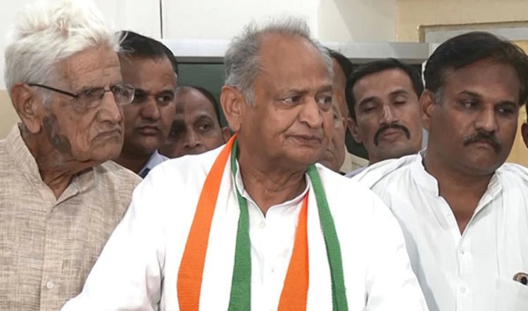 प्रधानमंत्री को न अपने पद, न सदन की गरिमा की चिंता : Ashok Gehlot