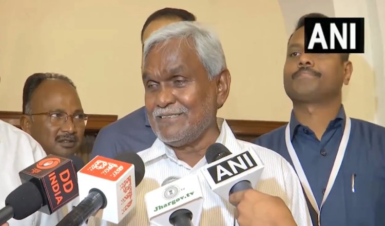 CM पद से इस्तीफे के बाद चंपई सोरेन की आई प्रतिक्रिया, हेमंत सोरेन को नई सरकार के गठन के लिए बधाई