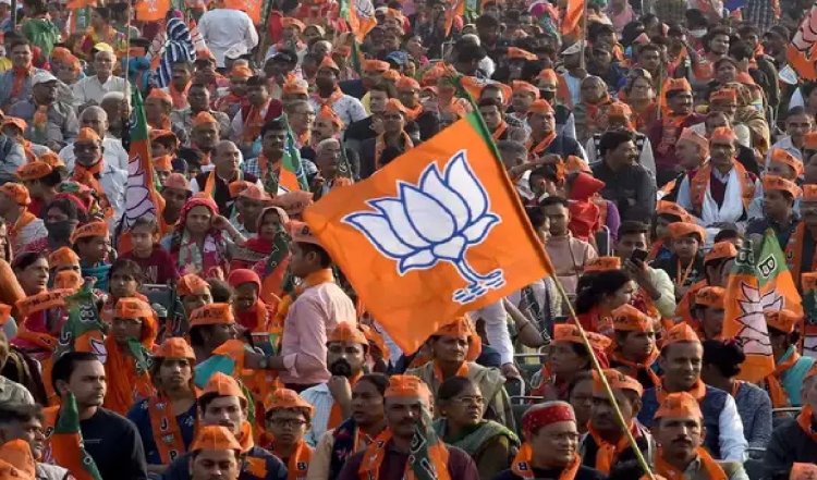 Puducherry: संकट में एआईएनआरसी-बीजेपी सरकार,  सत्तारूढ़ गठबंधन के विधायकों ने दिल्ली से मदद मांगी