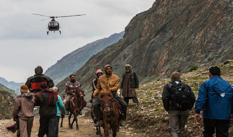 Amarnath Yatra 2024: मौसम ने लगाया ब्रेक, बालटाल और पहलगाम में भारी बारिश के चलते रोकी गई अमरनाथ यात्रा