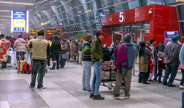 CISF ने Delhi Airport पर नौकरी का झांसा देने वाला ठग पकड़ा