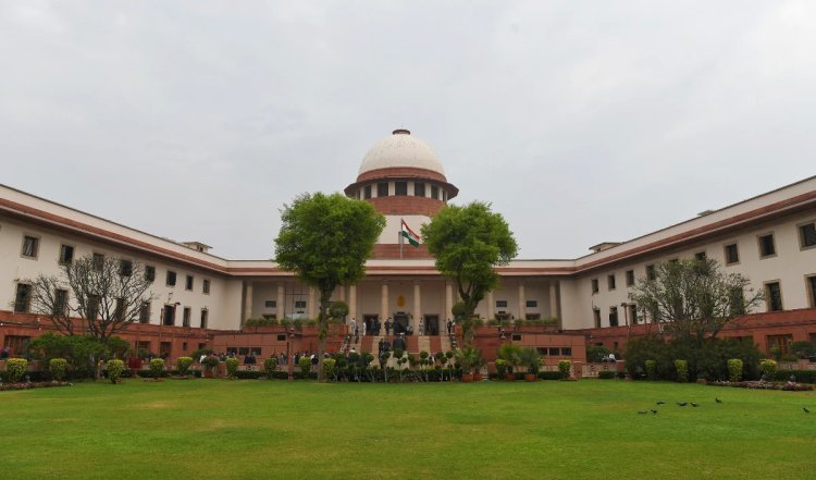 NEET-UG 2024 Row: सुप्रीम कोर्ट परीक्षा में अनियमितताओं से जुड़ी 30 से अधिक याचिकाओं पर सुनवाई करेगा