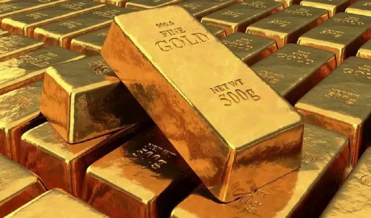 Gujarat : ट्रॉली बैग पर स्प्रे कर 65 लाख रुपये के सोने की तस्करी के आरोप में चार लोग गिरफ्तार