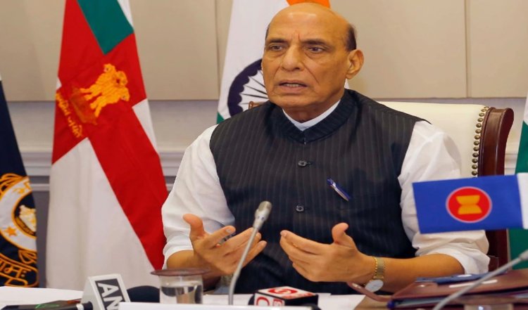 Rajnath Singh Birthday: राजनाथ सिंह ने ऐसे तय किया शिक्षक से लेकर देश के रक्षामंत्री तक का सफर, बर्थडे पर जानिए रोचक बातें