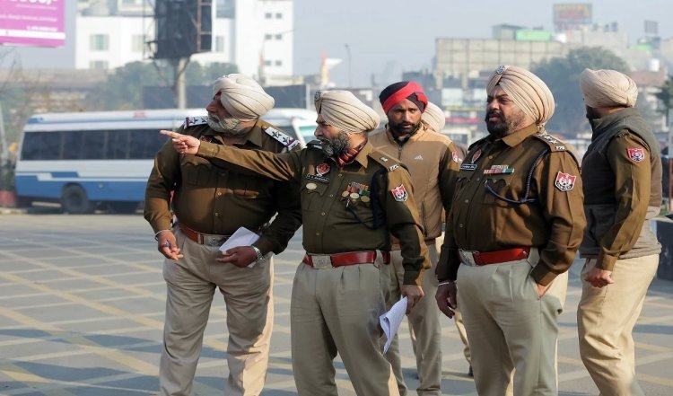 कनाडा के आतंकवादी लांडा के पांच सहयोगियों को पंजाब पुलिस ने पकड़ा