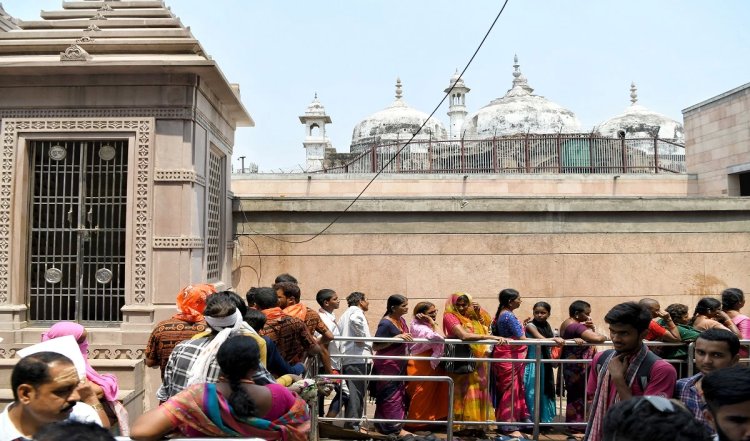 Sawan 2024: दर्शन के लिए विशेष व्यवस्था, जाने से पहले जान लें, सावन में क्या है काशी विश्वनाथ मंदिर में प्रबंध!