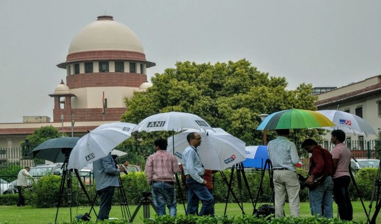 सुप्रीम कोर्ट ने NEET परीक्षा पर IIT पैनल से मांगी राय, कहा- पेपर में 2 उत्तर वाले प्रश्न की करें जांच
