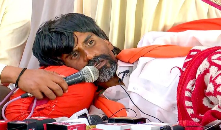 Maratha reservation: मनोज जारांगे पाटिल ने स्थगित किया अनशन, शिंदे सरकार को 13 अगस्त तक का दिया समय