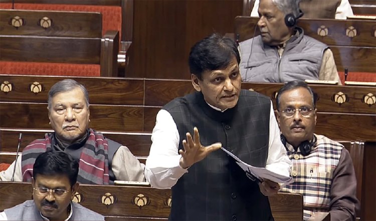 Article 370 हटने के बाद जम्मू कश्मीर में बढ़ा टूरिज्म, नहीं हुई पथराव की कोई घटना, कानून और व्यवस्था में भी सुधार