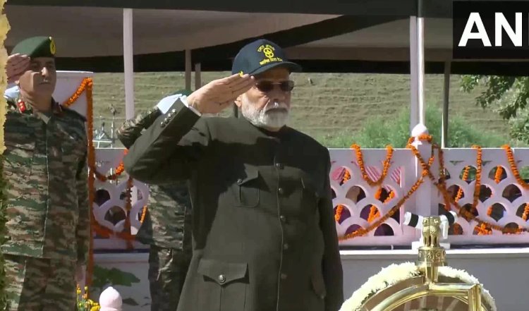 'आतंक के आका मुझसे सीधे सुन सकते हैं...', कारगिल विजय दिवस पर पाकिस्तान को पीएम मोदी का सख्त संदेश