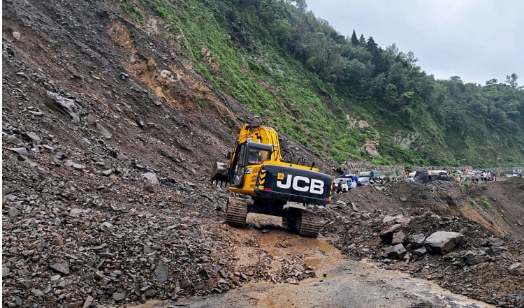 Nagaland: कोहिमा में भीषण भूस्खलन, चार घर क्षतिग्रस्त