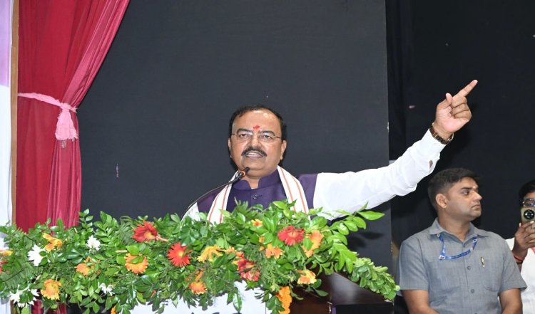 Keshav हैं कि मानते नहीं, फिर दिखाए अपने तेवर, कहा- सरकार के बल पर नहीं जीता जाता चुनाव