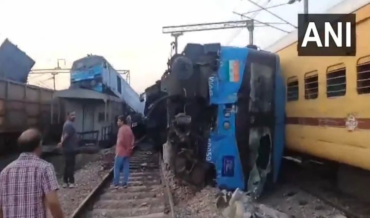 Jharkhand में हुआ बड़ा रेल हादसा, हावड़ा-मुंबई मेल के 18 डिब्बे हुए बेपटरी