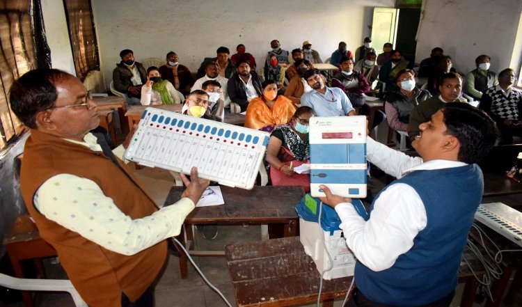 Loksabha Election में 538 सीटों पर जितने वोट डाले गए, मतगणना में उससे कम की गिनता हुई, ADR Report में खुलासा