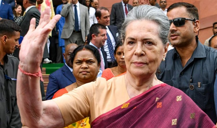 BJP-RSS पर जमकर भड़कीं Sonia Gandhi, देश में Congress पार्टी के पक्ष में माहौल होने का किया दावा
