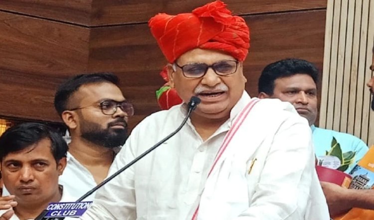UP: सपा सांसद बाबू सिंह कुशवाहा की जमीन जब्त, बुलडोजर के साथ पहुंची थी ED की टीम