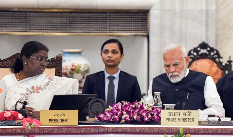 प्रधानमंत्री ने सड़क परियोजनाओं को मंजूरी दिए जाने को परिवर्तनकारी प्रोत्साहन बताया