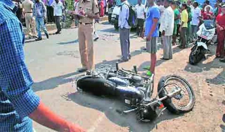 Bihar में दो मोटरसाइकिल की टक्कर में चार लोगों की मौत