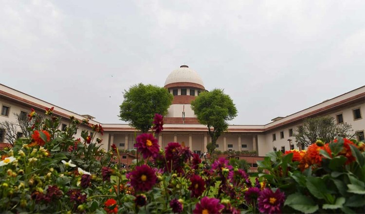 मदरसों के बच्चों का स्कूलों में दाखिला के योगी सरकार के आदेश पर सुप्रीम रोक