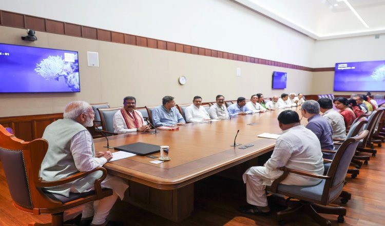 8 नई रेल परियोजनाओं को कैबिनेट की मंजूरी, 40 लाख लोगों को मिलेगा लाभ