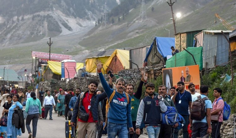 भारी वर्षा के बाद बालटाल मार्ग पर अमरनाथ यात्रा को निलंबित किया गया