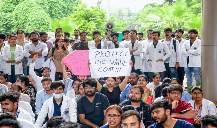 Doctor Murder Case। कोलकाता डॉक्टर बलात्कार-हत्या मामले में अब जूनियर डॉक्टरों से भी होगी पूछताछ