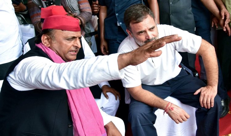 UP में कांग्रेस ने बढ़ा दी सपा की टेंशन, उपचुनाव के लिए पांच सीटों पर ठोका अपना दावा