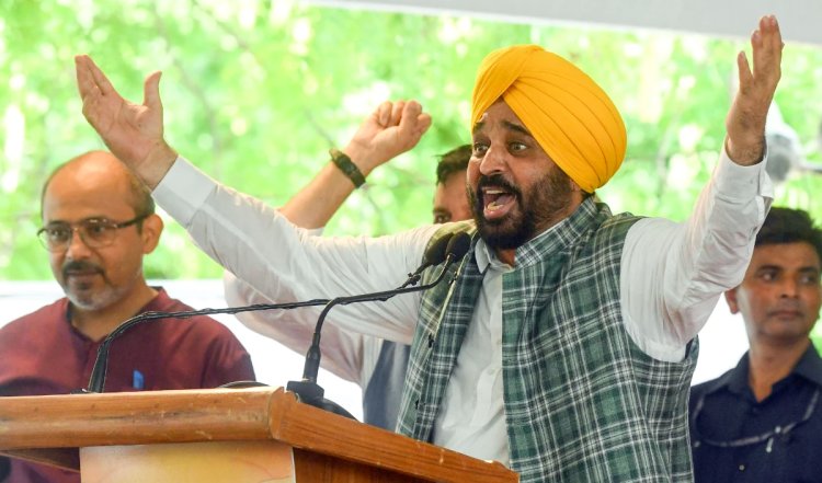 पंजाब के मुख्यमंत्री भगवंत मान ने दिल्ली में मनीष सिसोदिया से मुलाकात की