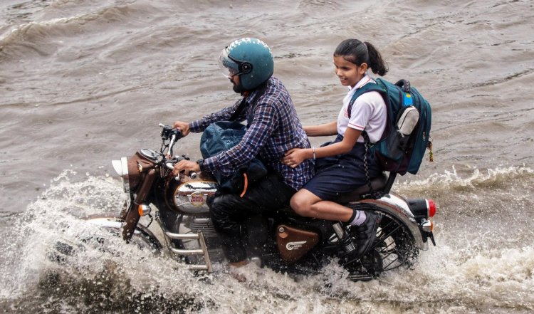 Rajasthan Rain Alert: राजस्थान के जोधपुर, अजमेर और बीकानेर के कुछ हिस्सों में अति भारी बारिश होने की संभावना, जारी हुआ अलर्ट