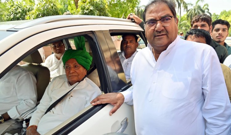 Haryana की राजनीति में हीरो से जीरो कैसे हुआ चौटाला परिवार, आज वजूद बचाने के लिए करना पड़ रहा है संघर्ष