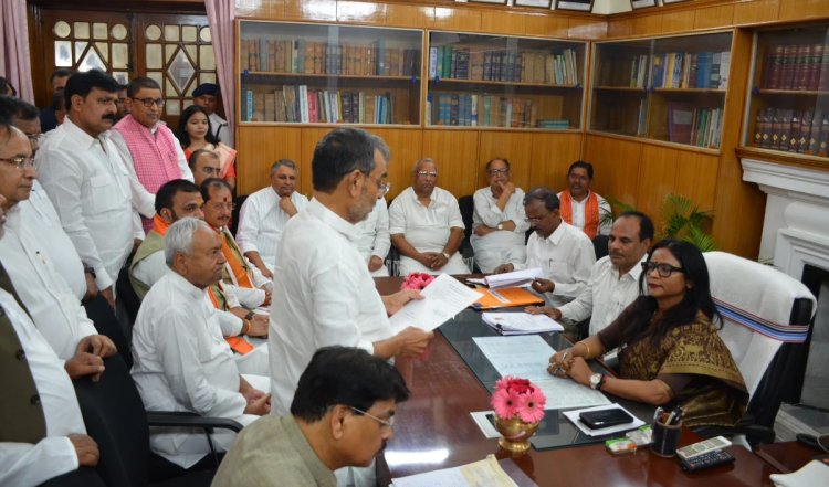 Bihar: उपेन्द्र कुशवाहा और मनन मिश्रा ने भरा पर्चा, सीएम नीतीश भी रहे मौजूद, निर्विरोध निर्वाचित होना तय
