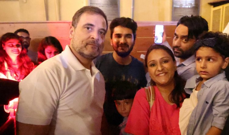 Rahul Gandhi पर BJP का तंज, जो लाल चौक पत्थरबाज़ों का गढ़ था, वहां आइसक्रीम खा रहे हैं, मोदी जी का धन्यवाद कीजिए