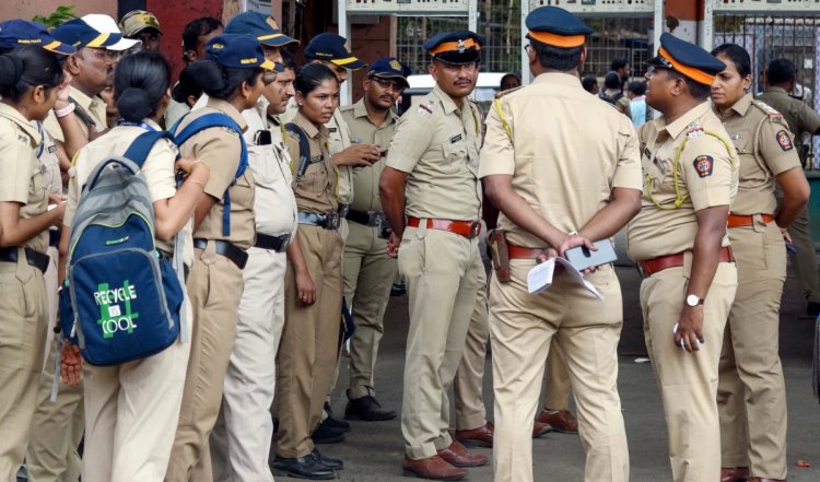 ठाणे : परिवहन कंपनी के मालिक, चालक के खिलाफ 15 लाख रुपये के माल की हेराफेरी करने का मामला दर्ज