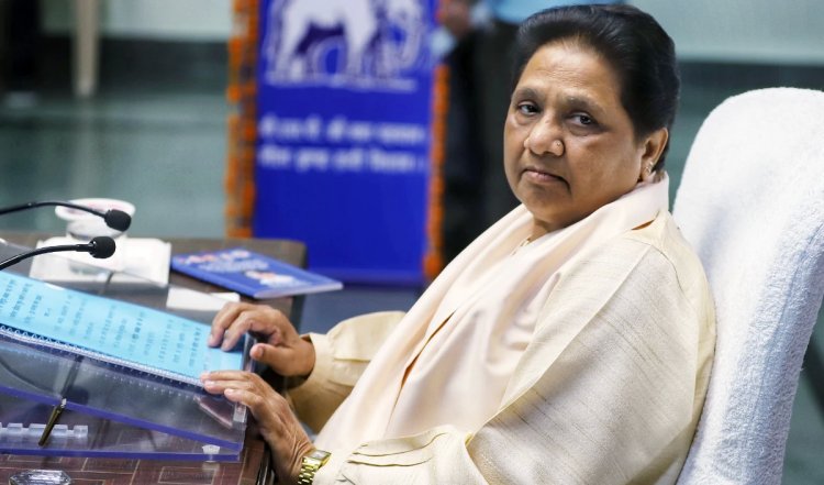 सरकार बाढ़ से निपटने में नाकाम रही : मायावती