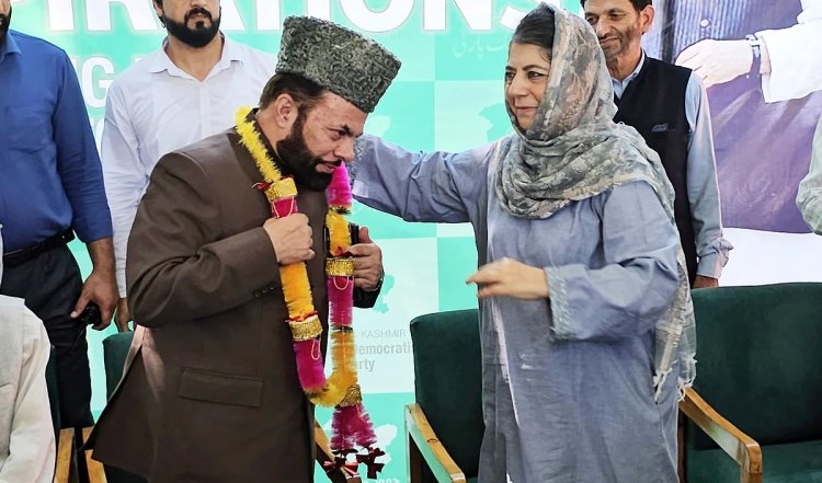 J&K Elections 2024 । मुफ्ती ने लगाया Election Commission पर लगाया गंभीर आरोप, PDP में शामिल हुए Syed Salim Gilani