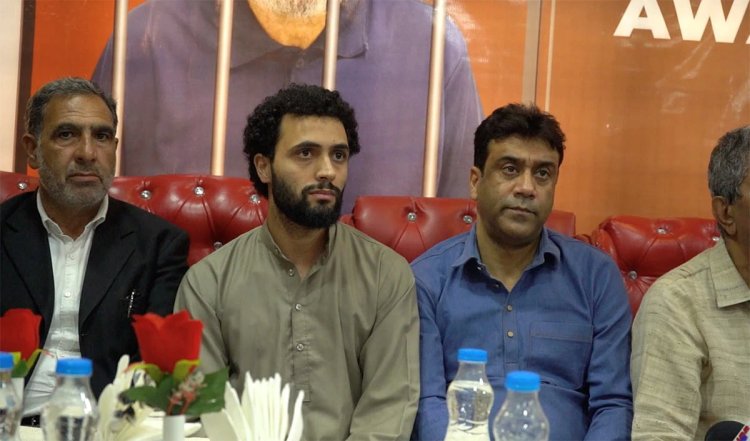 Omar Abdullah को हराने वाली Awami Ittehad Party ने Jammu-Kashmir Elections में National Conference की नींद उड़ा रखी है