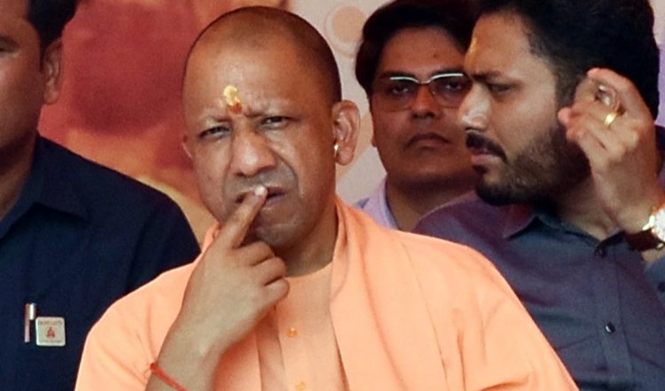 Uttar Pradesh में योगी सरकार ने क्यों रोक दिया गया 2.45 लाख कर्मचारियों का वेतन? इस कदम से लाभ मिलेगा या हानि?