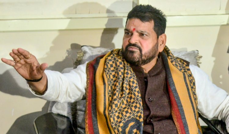 महिलाओं के अपमान के लिए मैं नहीं, विनेश फोगट और बजरंग पुनिया जिम्मेदार: बृज भूषण शरण सिंह
