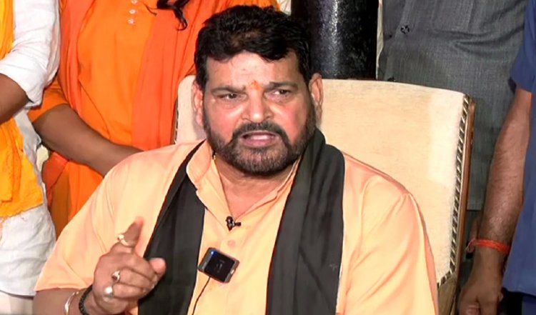 'वो खलनायक है हरियाणा के', विनेश फोगाट और बजरन पुनिया पर फिर बरसे बृजभूषण शरण सिंह