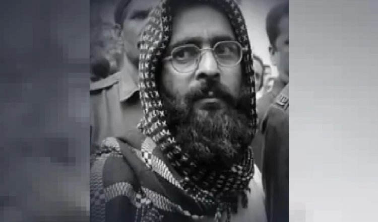 Jammu Kashmir के सियासी मैदान में Afzal Guru का भाई, गिलानी के गढ़ सोपोर से लड़ेगा चुनाव