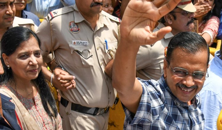 दिल्ली में अरविंद केजरीवाल का कौन होगा उत्तराधिकारी? सुनीता केजरीवाल के लिए क्या हैं संभावनाएं?