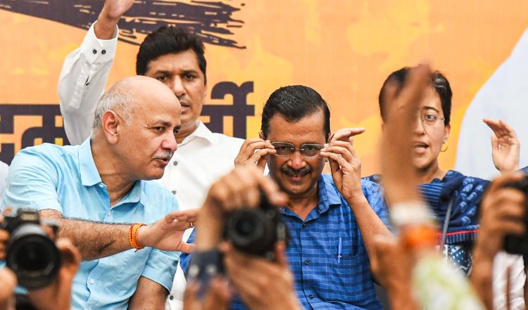Delhi का अगला सीएम कौन? वरिष्ठ नेताओं के साथ केजरीवाल की वन-टू-वन चर्चा, कल विधायक दल की बैठक