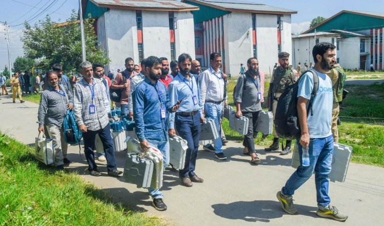 Jammu Kashmir Election: 24 सीटों पर पहले चरण के लिए मतदान शुरू, 10 साल बाद हो रही वोटिंग