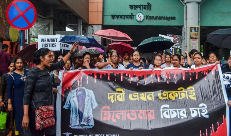 'बेटी जिंदा होती अगर...': कोलकाता पीड़िता के पिता ने Mamata Banerjee पर लगाया आरोप