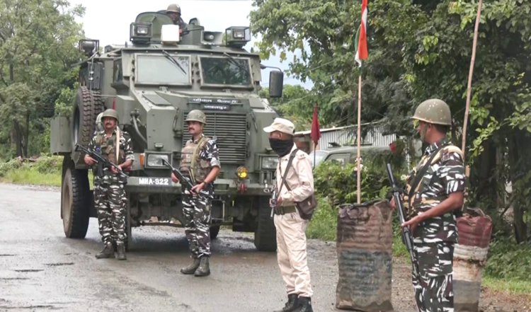 Manipur violence Update | म्यांमार से 900 कुकी उग्रवादियों की घुसपैठ के बाद मणिपुर में सुरक्षा अलर्ट! पैरामिलिट्री फोर्स की कड़ी निगरानी, सुरक्षा सलाहकार का बयान जारी