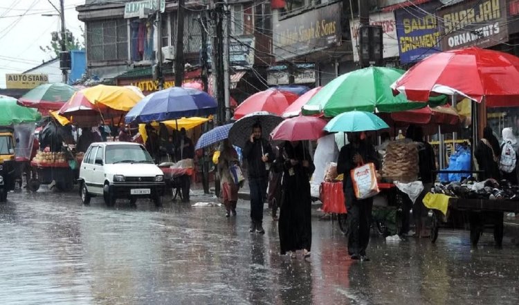 Weather Update: उत्तर प्रदेश से लेकर बिहार में गिरने वाली है बिजली, मौसम विभाग में जारी किया अलर्ट
