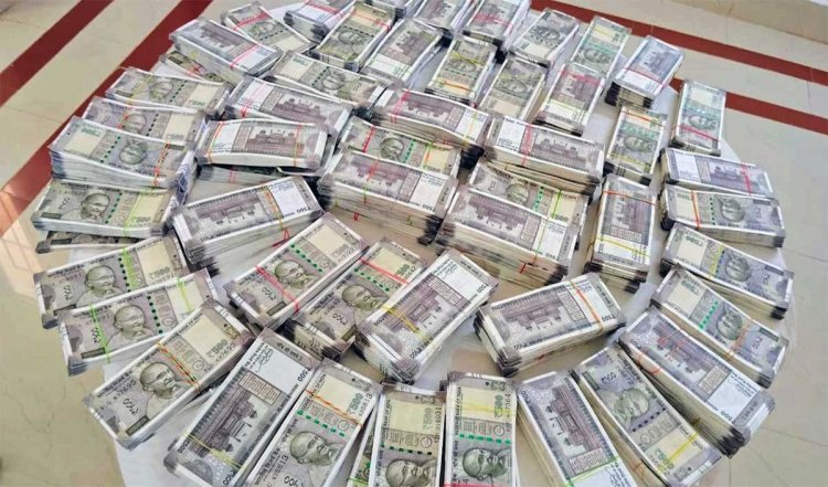सपा के जिलाध्यक्ष कुशीनगर ने माना जाली नोट गैग के दो सरगना पार्टी के बड़े पदाधिकारी