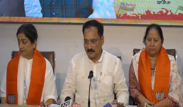 AAP को लगा बड़ा झटका, काउंसलर सरिता फोगाट और प्रीति BJP में शामिल, कल होनी है स्थायी समिति की बैठक