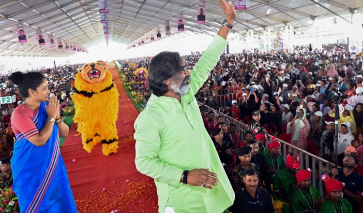 ‘चूहे जैसे’ आरएसएस ने राज्य में की घुसपैठ, भाजपा ने झारखंड के कुछ नेताओं को खरीदा: Hemant Soren