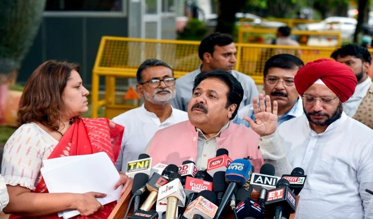 हिमाचल सरकार के फैसले का राजीव शुक्ला ने किया बचाव, बोले- इसे उत्तर प्रदेश से जोड़ना ठीक नहीं